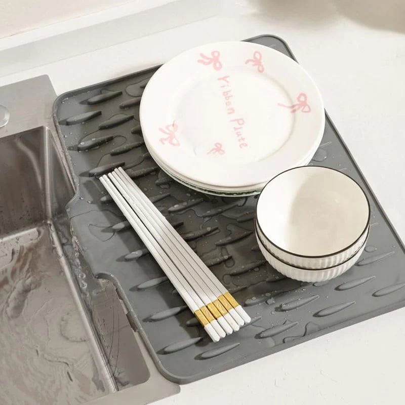 Heat-Resistant & Non-Slip Mat for Drip-Free Drying